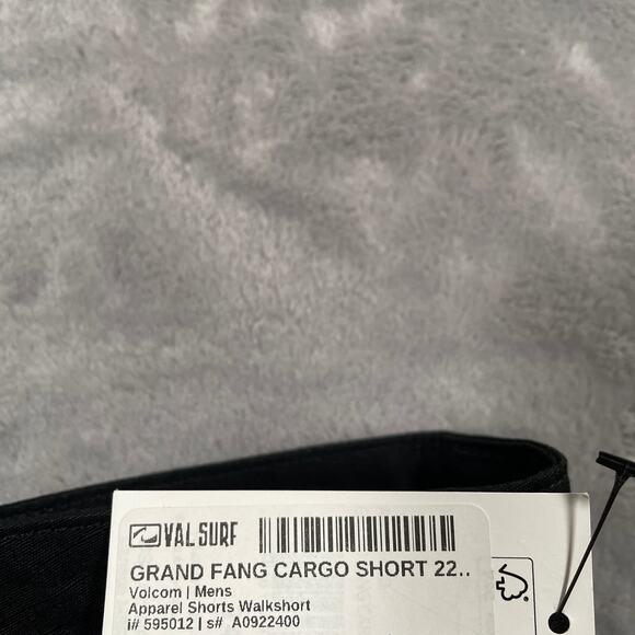Volcom Shorts 34 Black Grand Fang Cargo Loose Fit Surf Skate Casual New - Picture 5 of 12